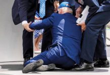 Candidatul la președinția americană Ron DeSantis despre căderea lui Joe Biden de pe scena de la evenimentul Air Force: